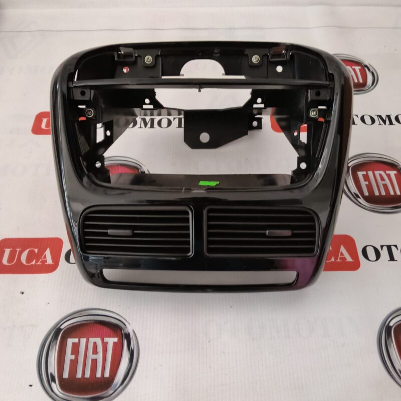 Orta Havalandırma Izgarası - Fiat Doblo Orjinal 735470943