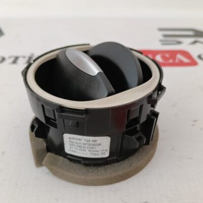 havalandirma-izgarasi-renault-captur-orjinal-687606689r-2422.jpeg
